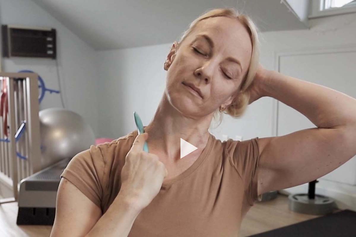 RAD Facial Roller demo with Erin